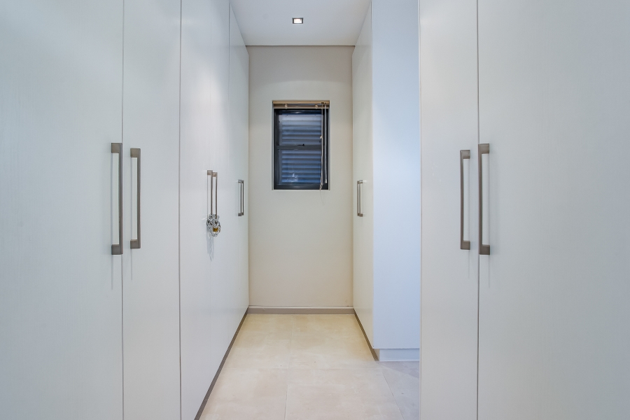 To Let 4 Bedroom Property for Rent in Vrykyk Western Cape